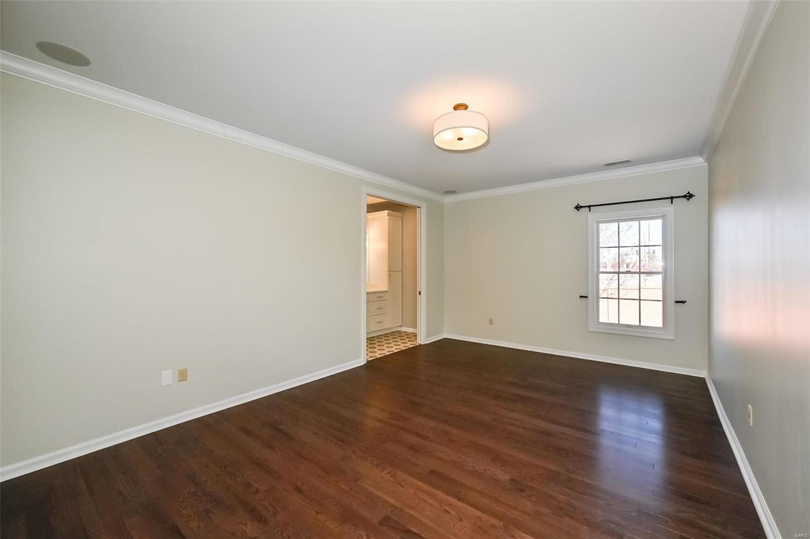 12431 Questover Manor Ct