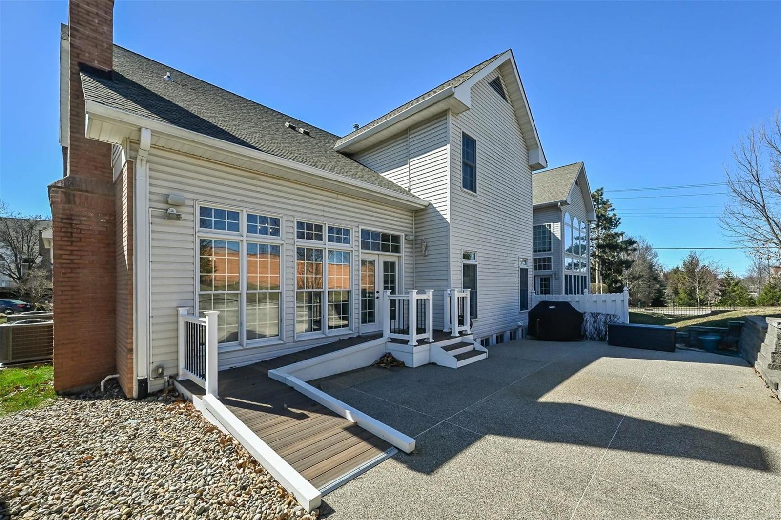 12431 Questover Manor Ct
