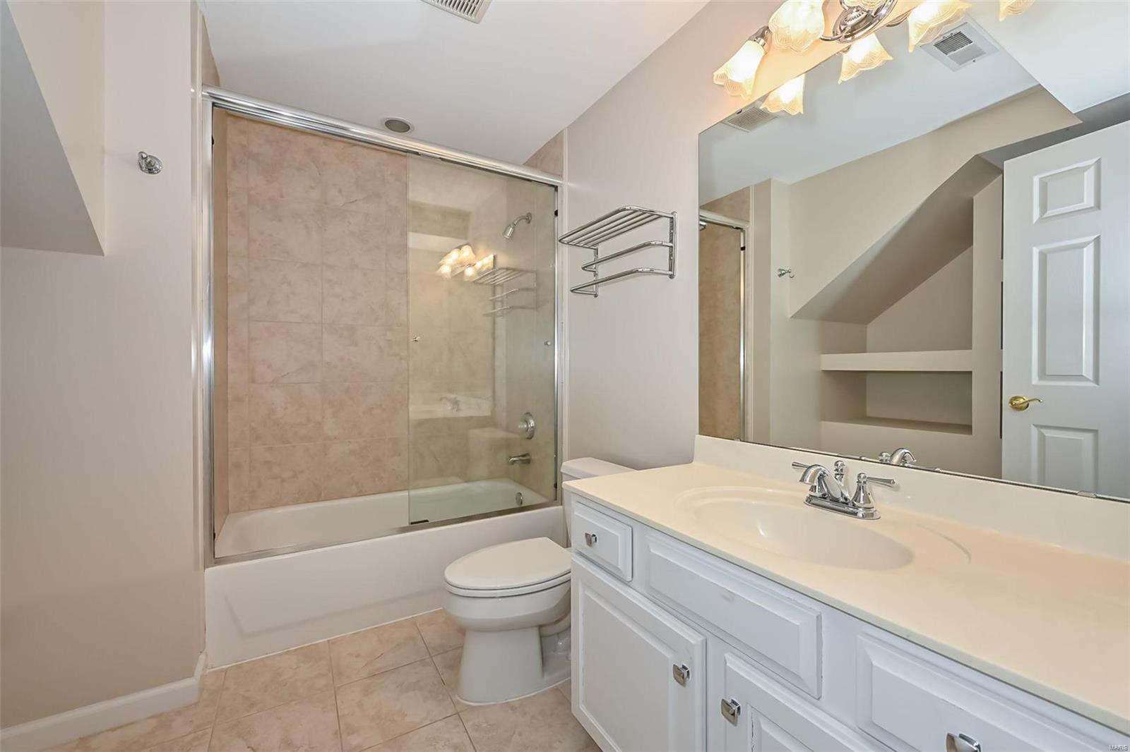 12431 Questover Manor Ct