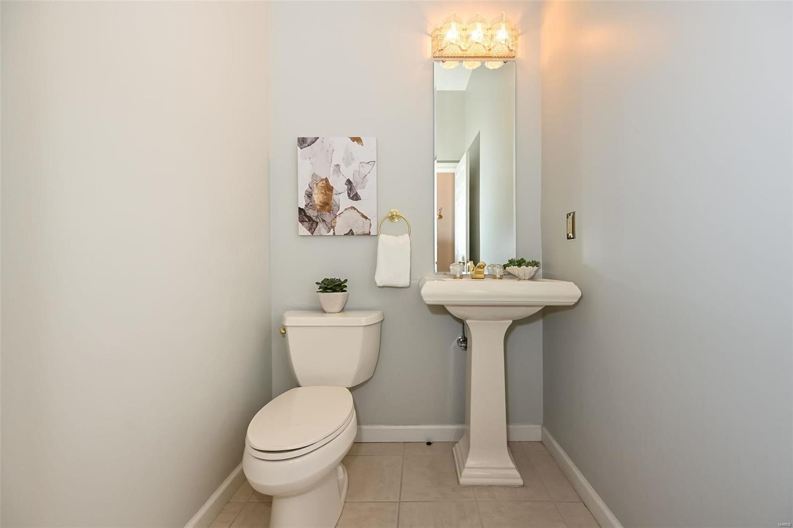 12431 Questover Manor Ct