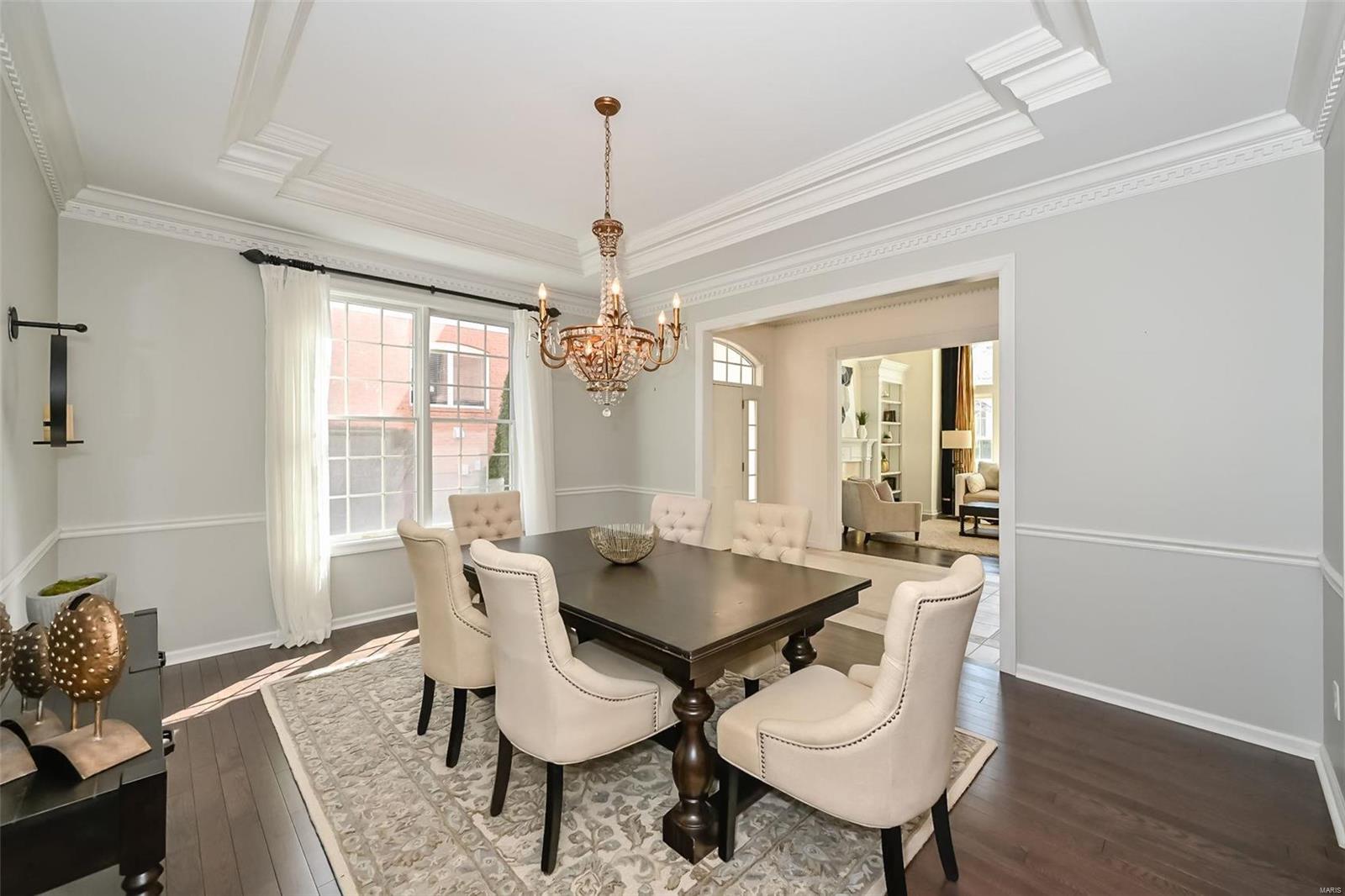 12431 Questover Manor Ct