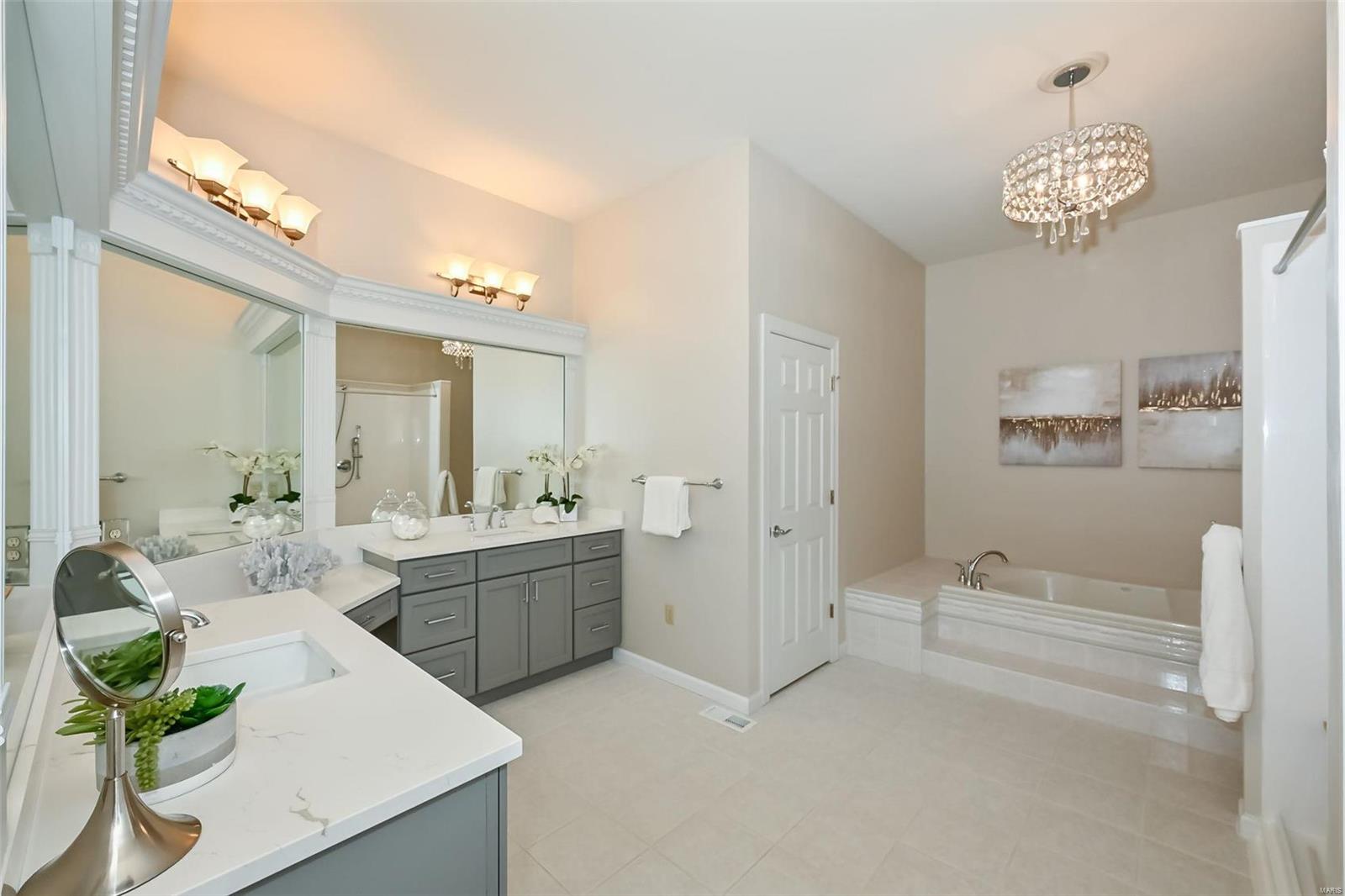 12431 Questover Manor Ct