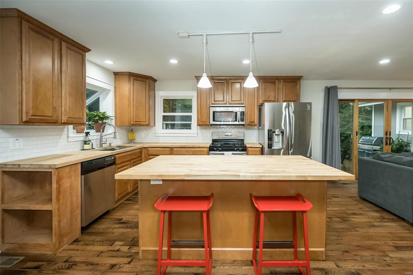210 Stablestone Drive