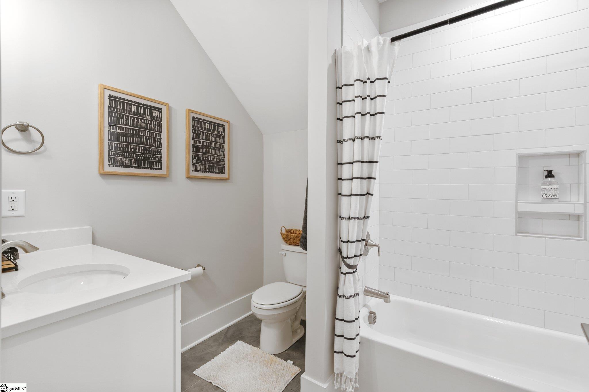 108 Holiday West Unit A