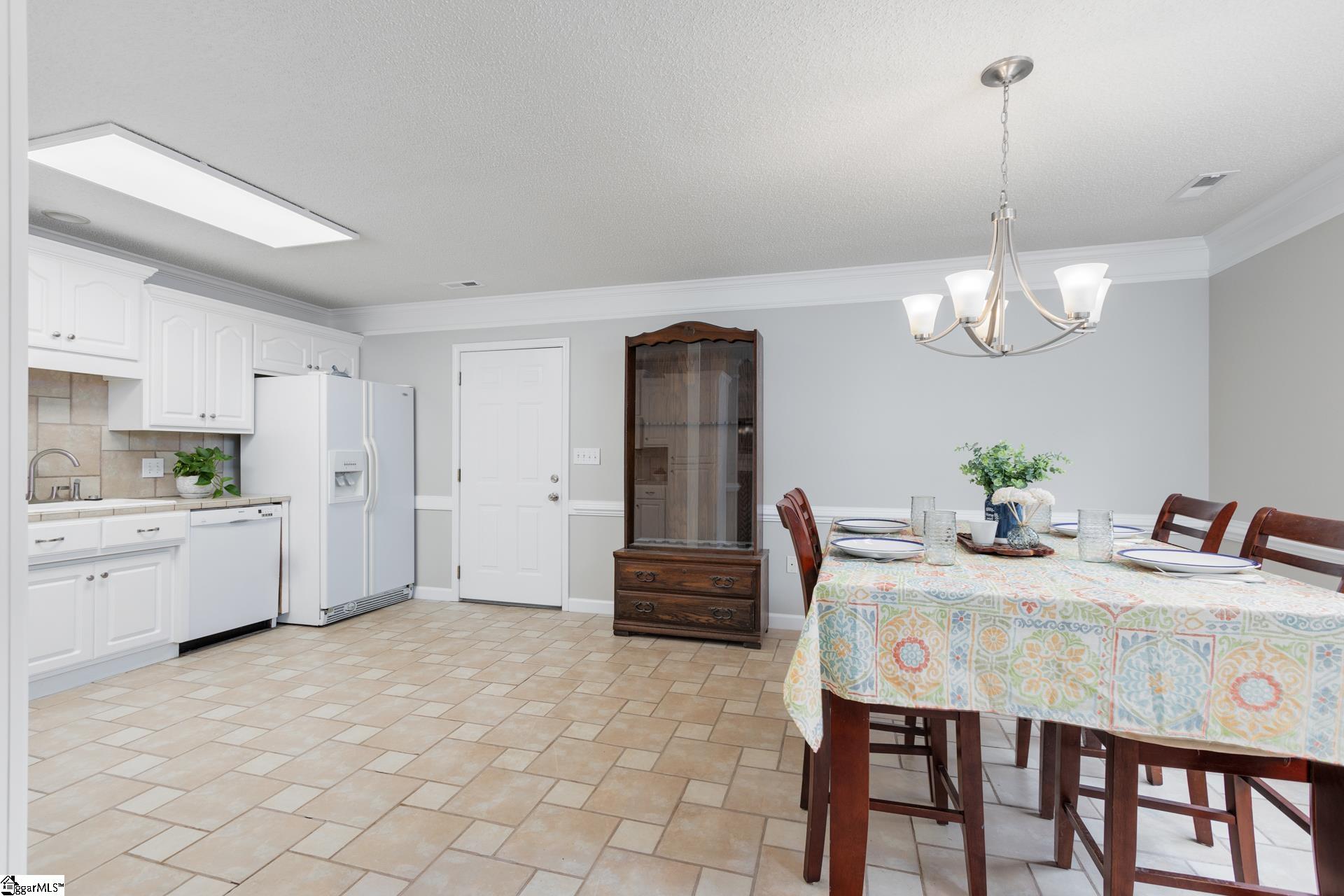 101 Valleydale Court