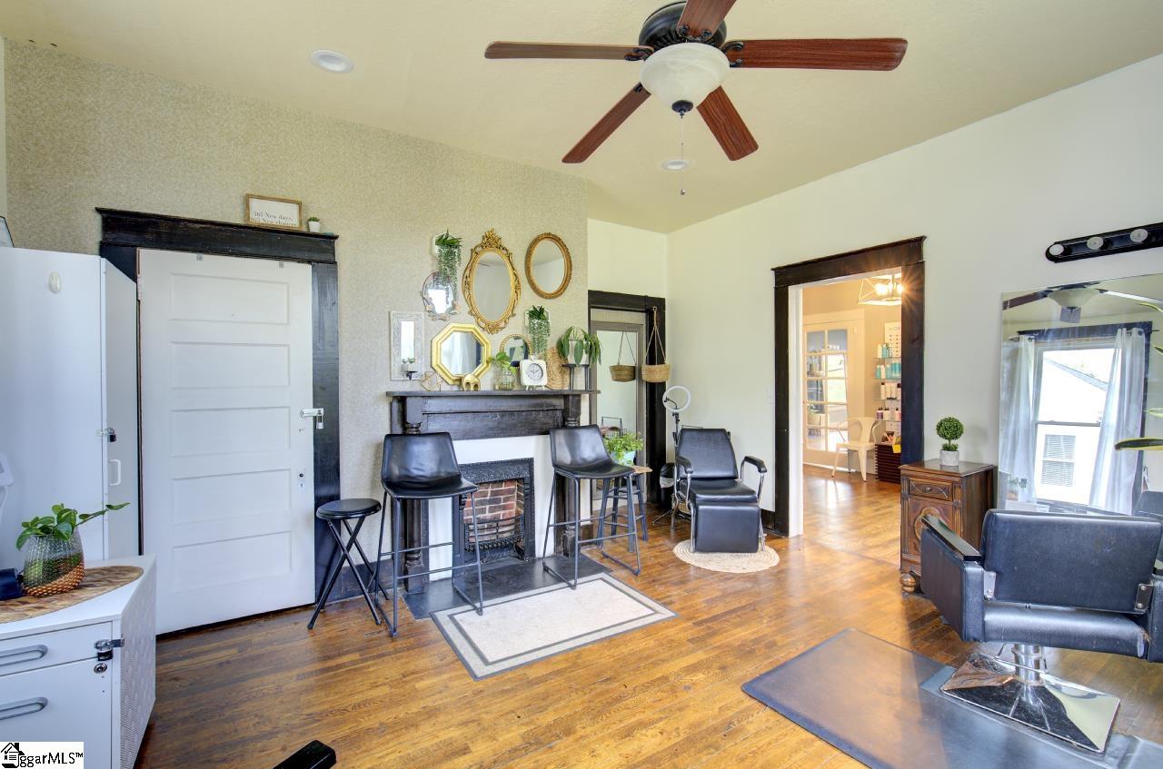 404 S 5th Street