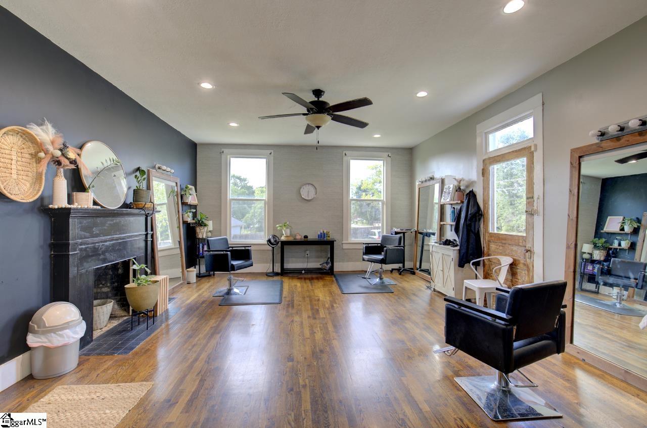 404 S 5th Street