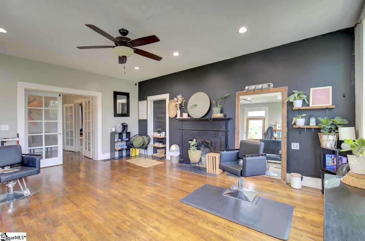 404 S 5th Street
