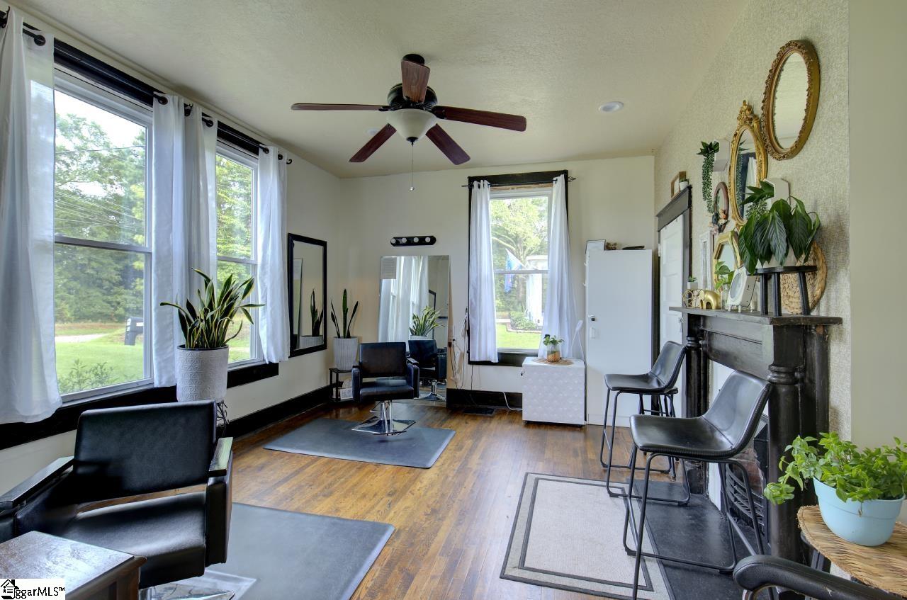 404 S 5th Street