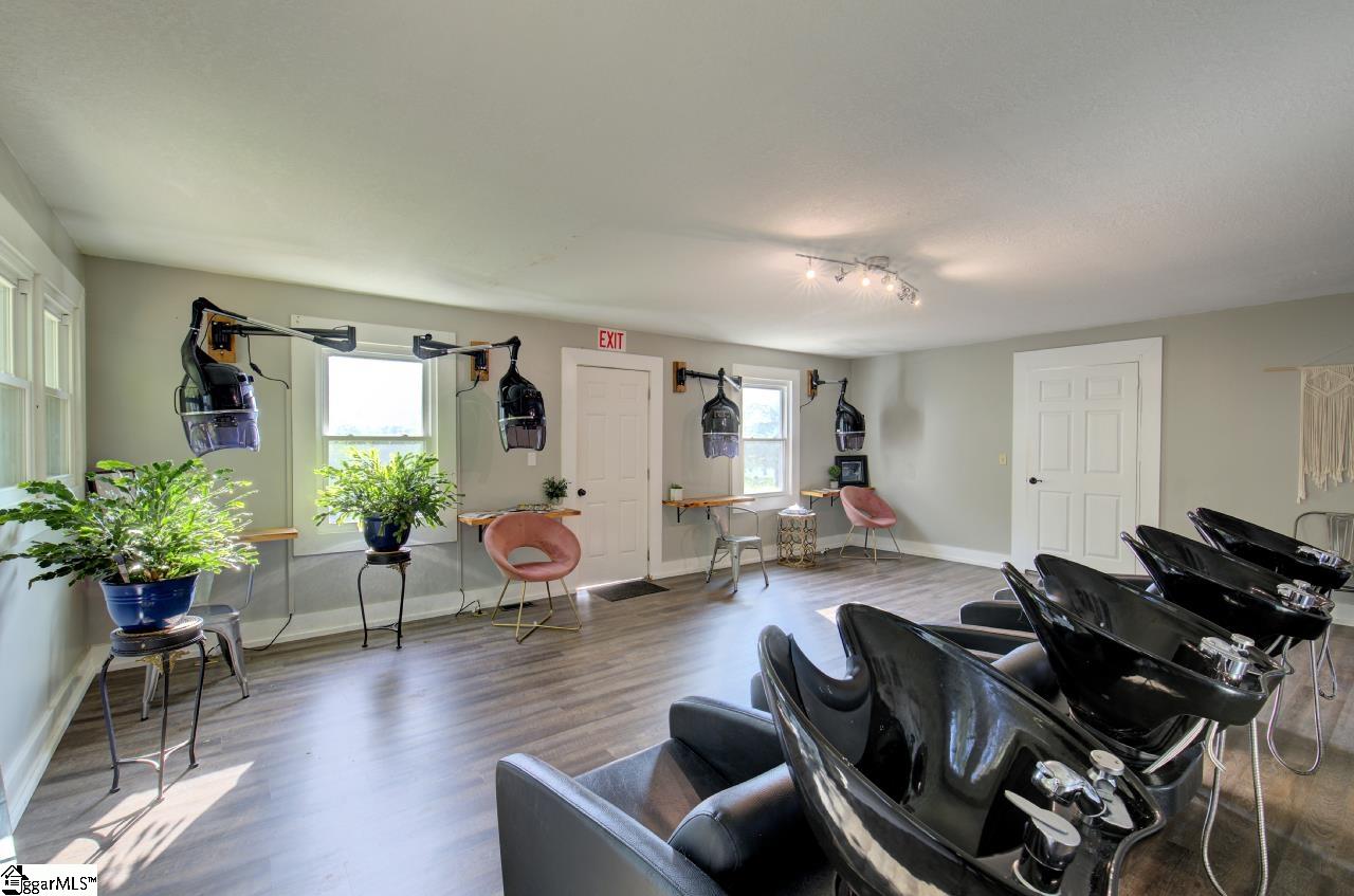404 S 5th Street