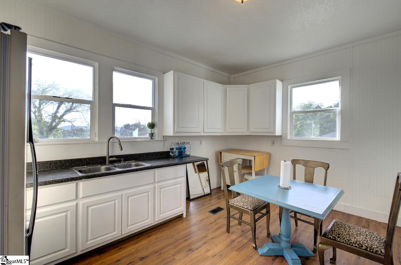 404 S 5th Street