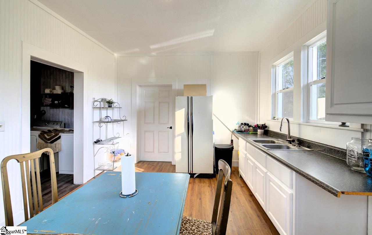 404 S 5th Street