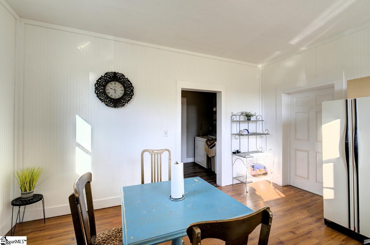 404 S 5th Street