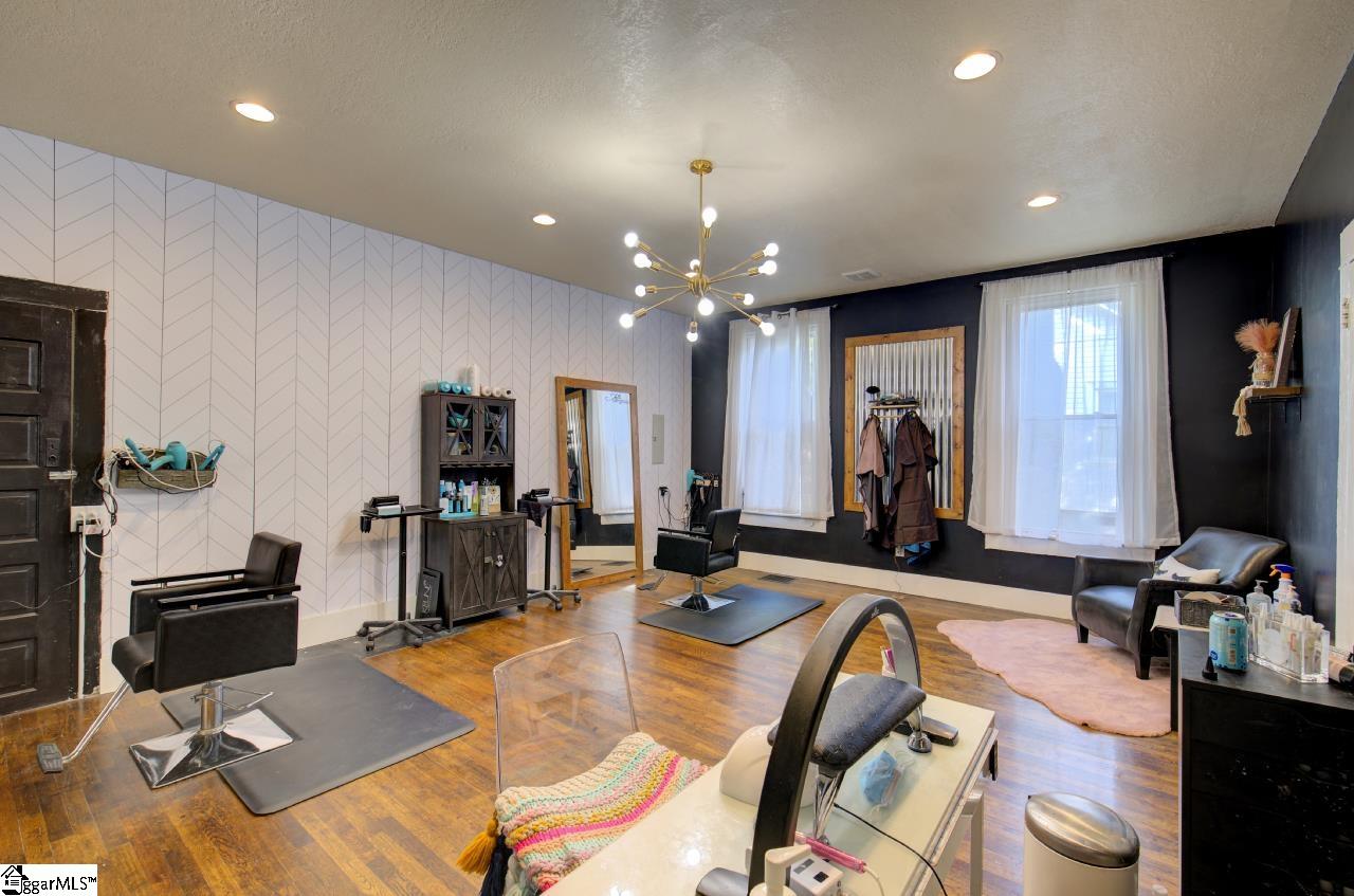 404 S 5th Street
