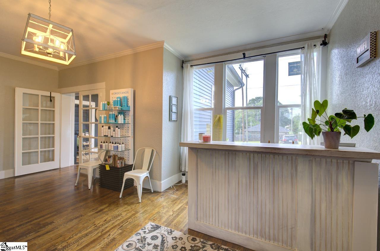 404 S 5th Street