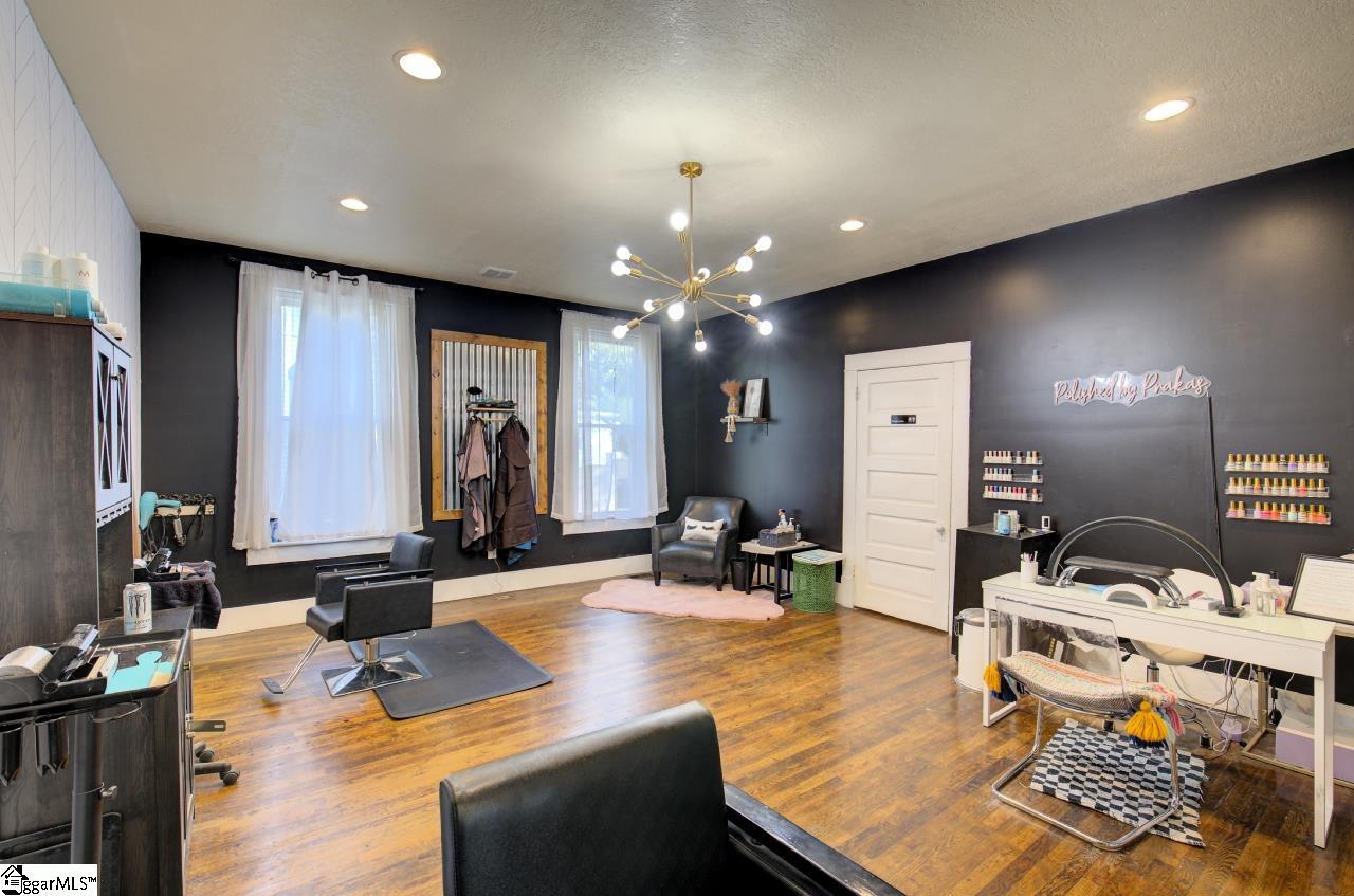 404 S 5th Street
