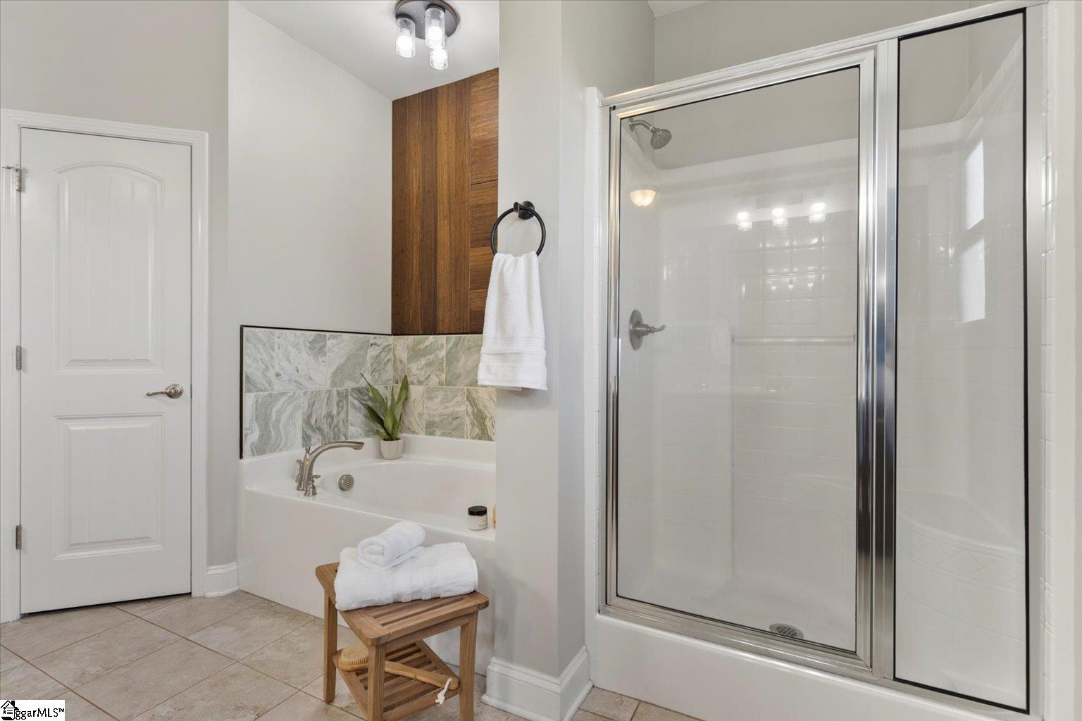 547 Bridgetowne Court