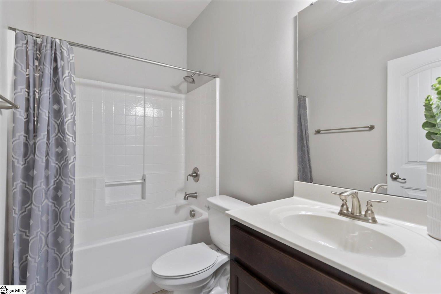 547 Bridgetowne Court