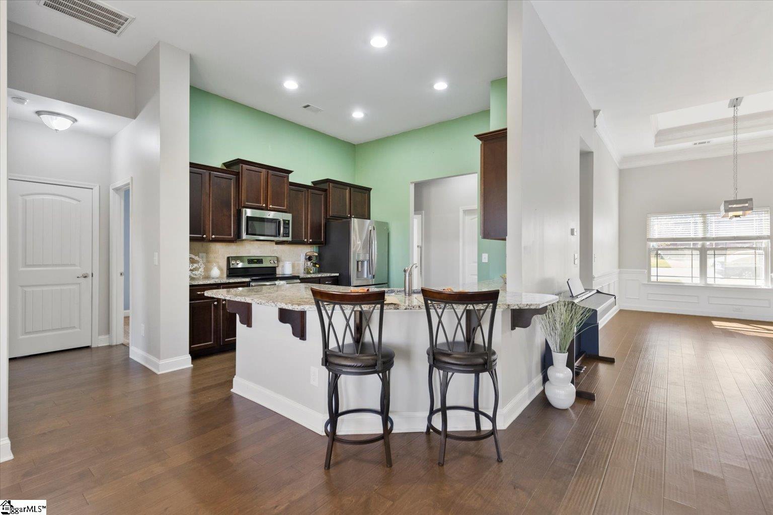 547 Bridgetowne Court