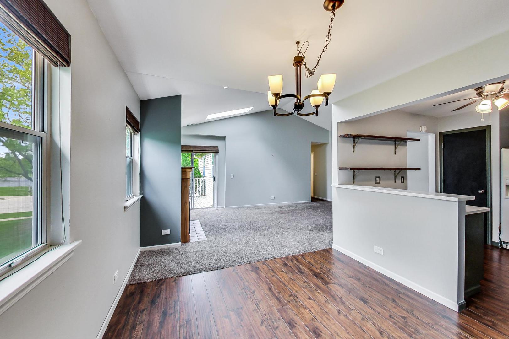 198 CAMDEN Court Unit: Z2