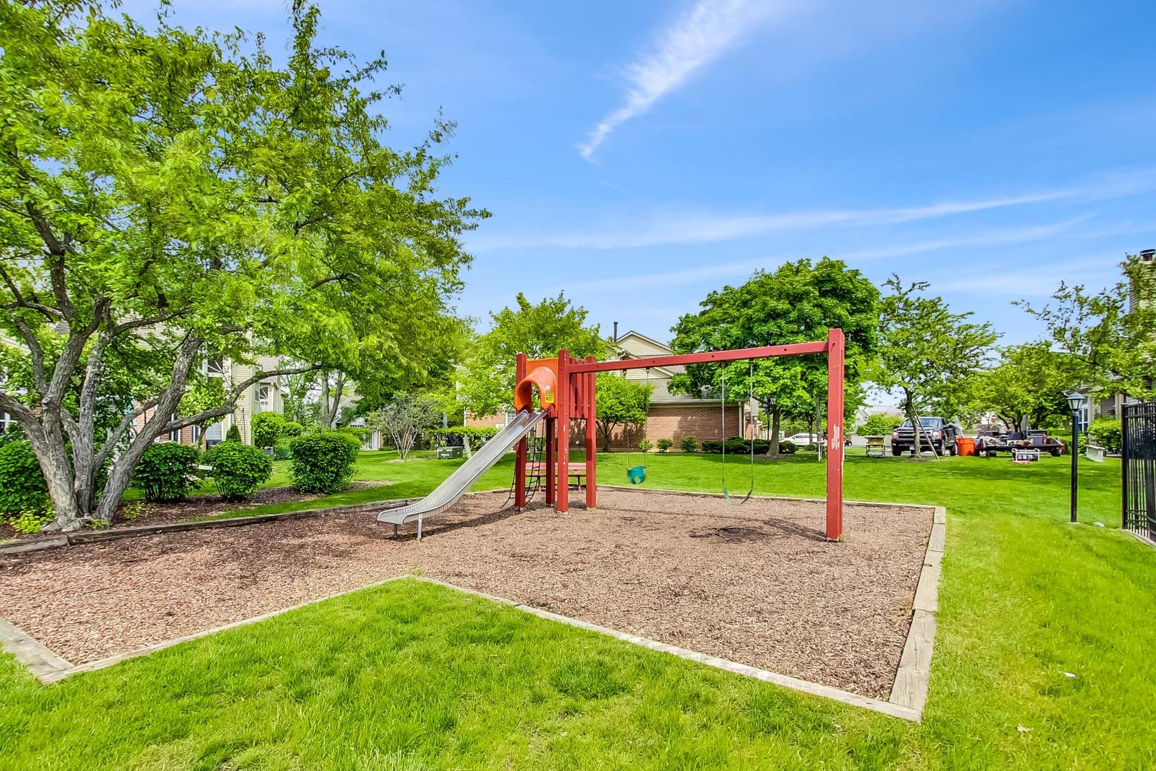 198 CAMDEN Court Unit: Z2