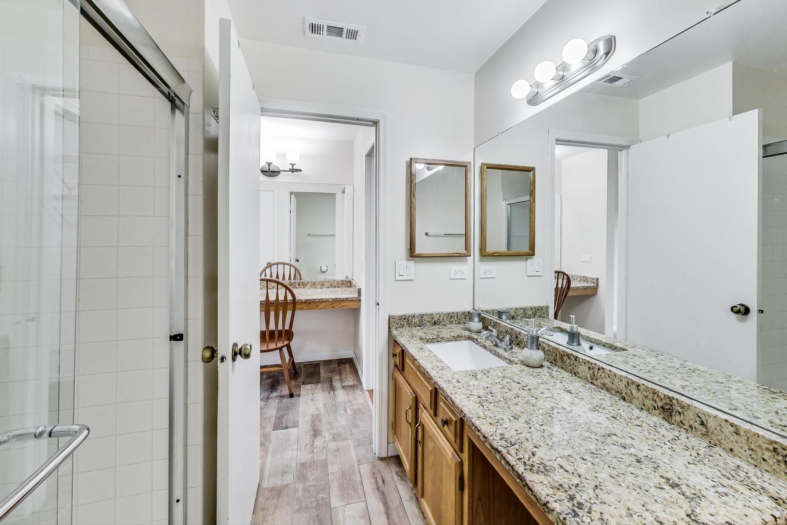 198 CAMDEN Court Unit: Z2