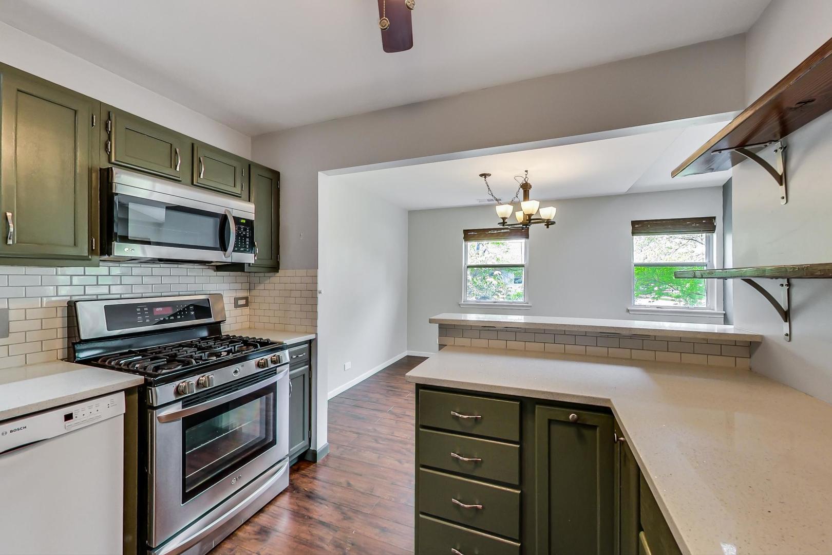 198 CAMDEN Court Unit: Z2