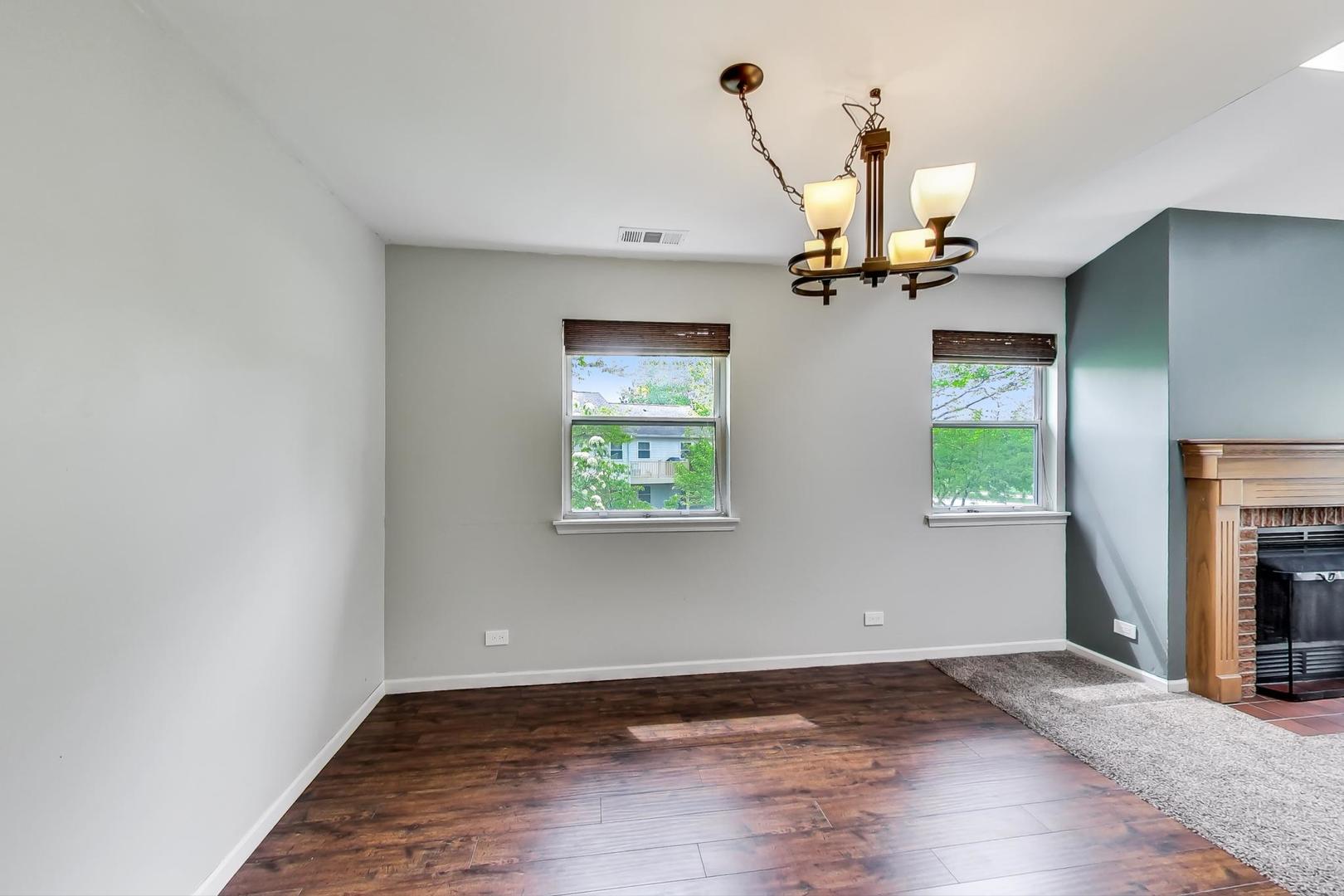 198 CAMDEN Court Unit: Z2