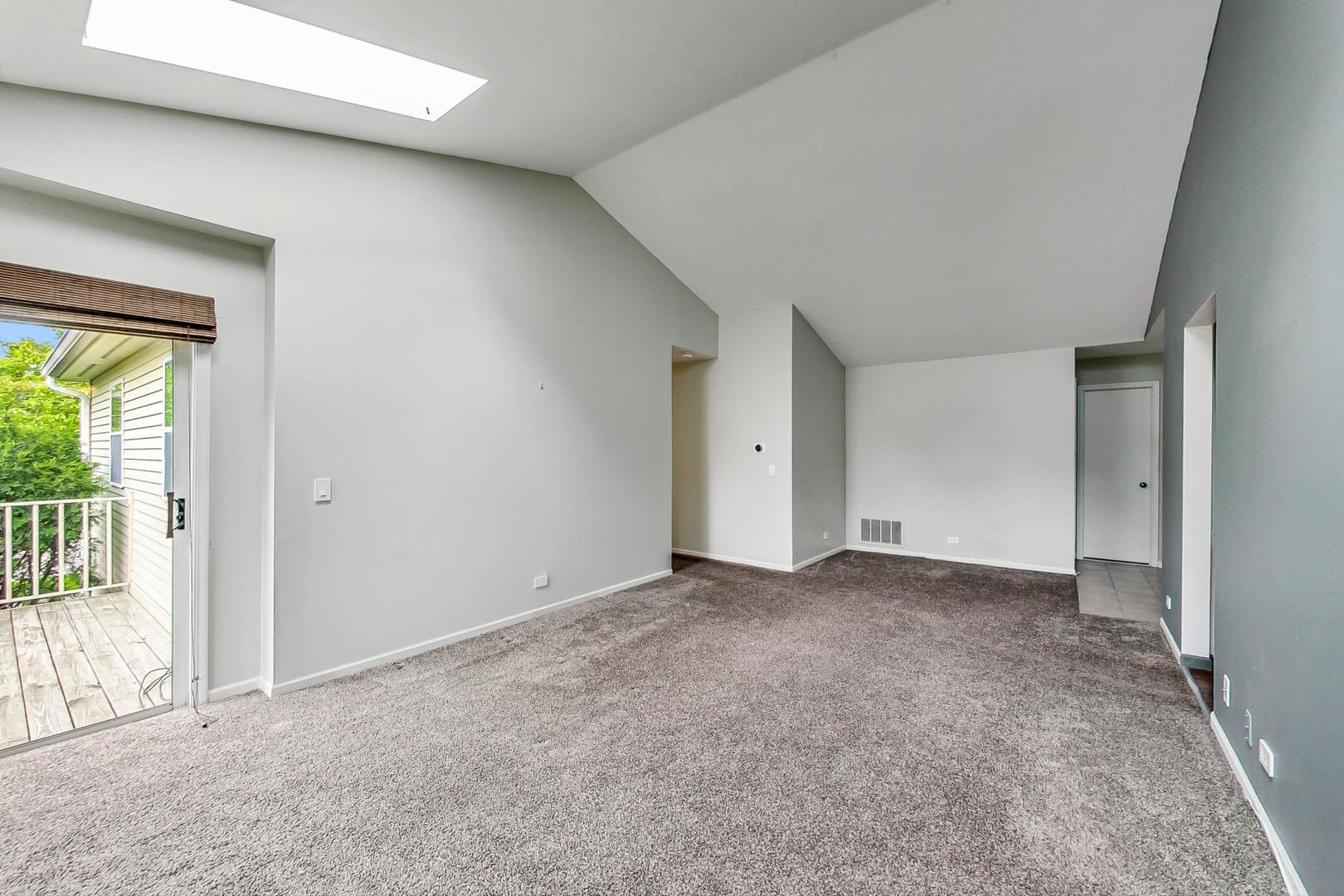 198 CAMDEN Court Unit: Z2