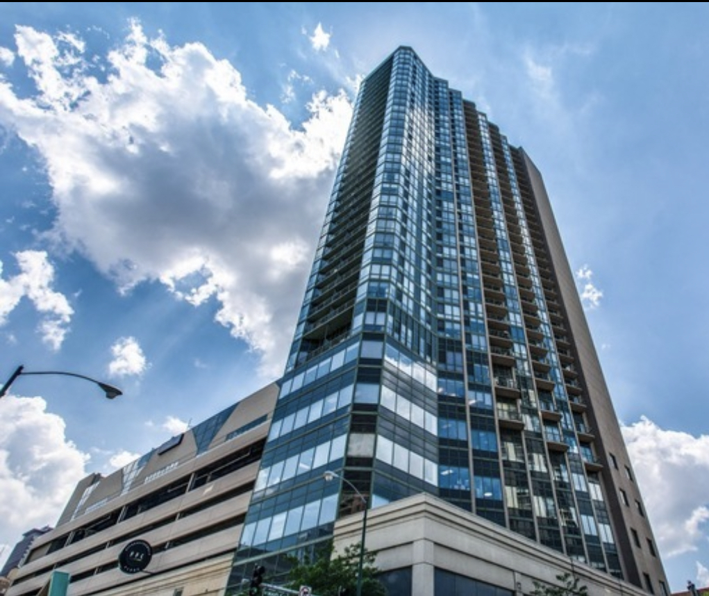 111 W Maple Street Unit: 431