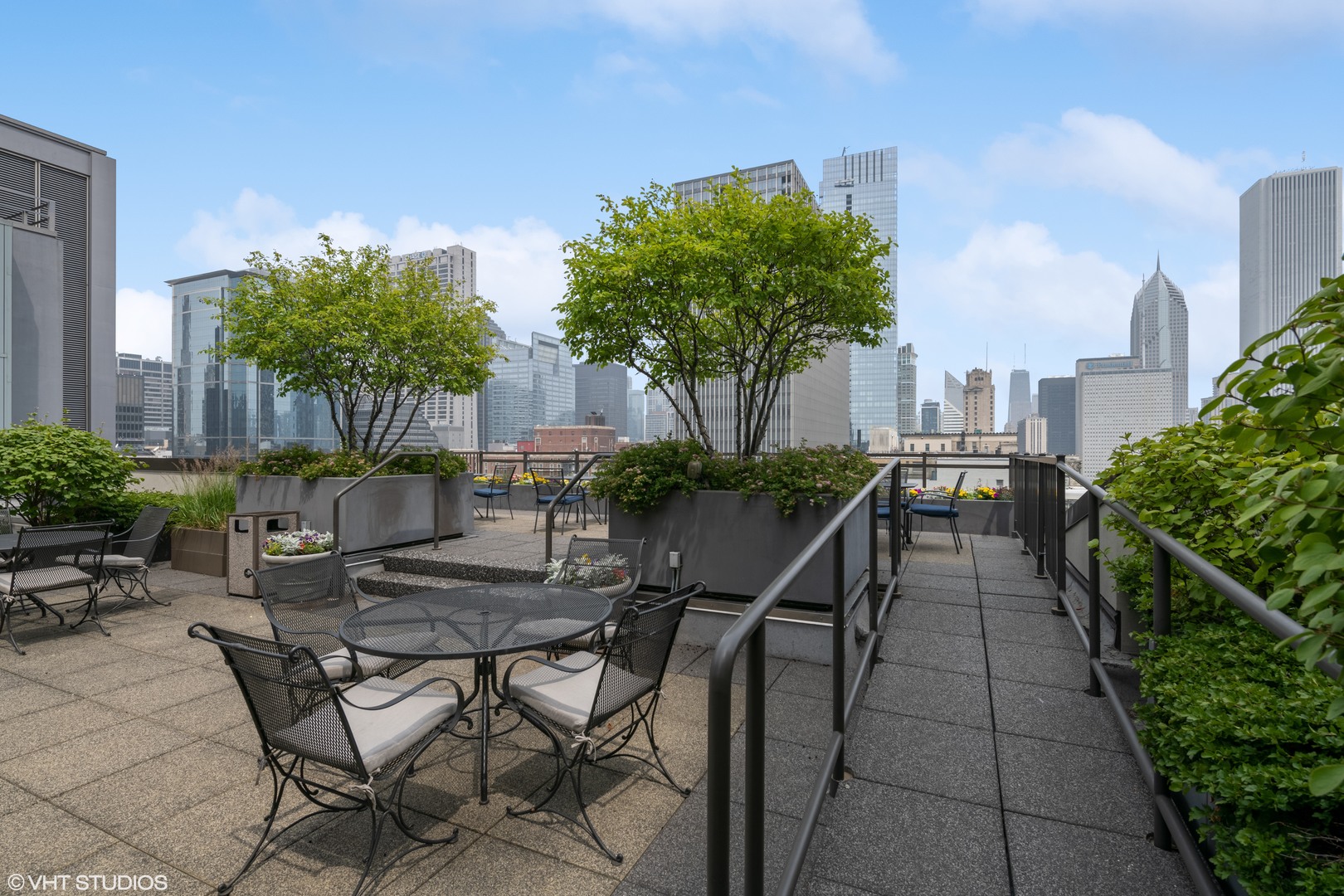 310 S Michigan Avenue Unit: 1004