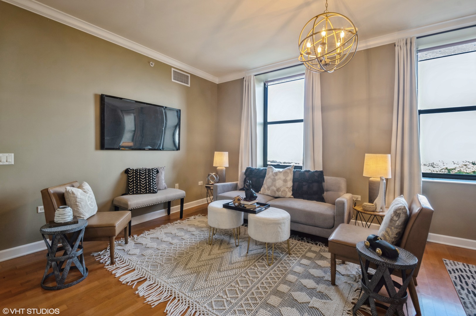 310 S Michigan Avenue Unit: 1004