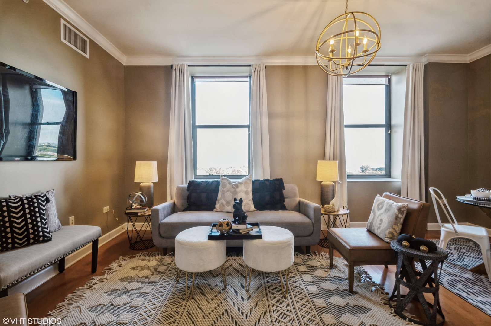 310 S Michigan Avenue Unit: 1004