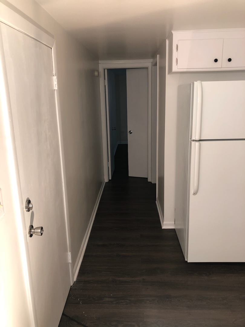 7343 W FULLERTON Avenue