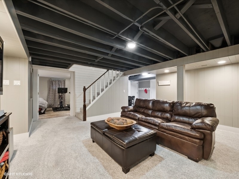 1318 N Haddow Avenue