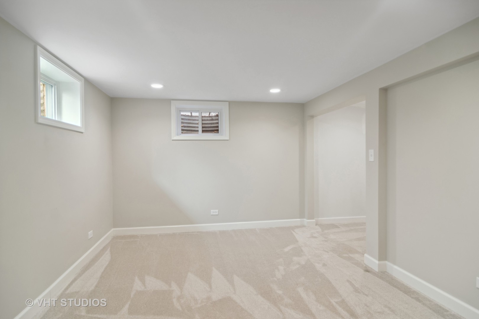 1103 N Drury Lane
