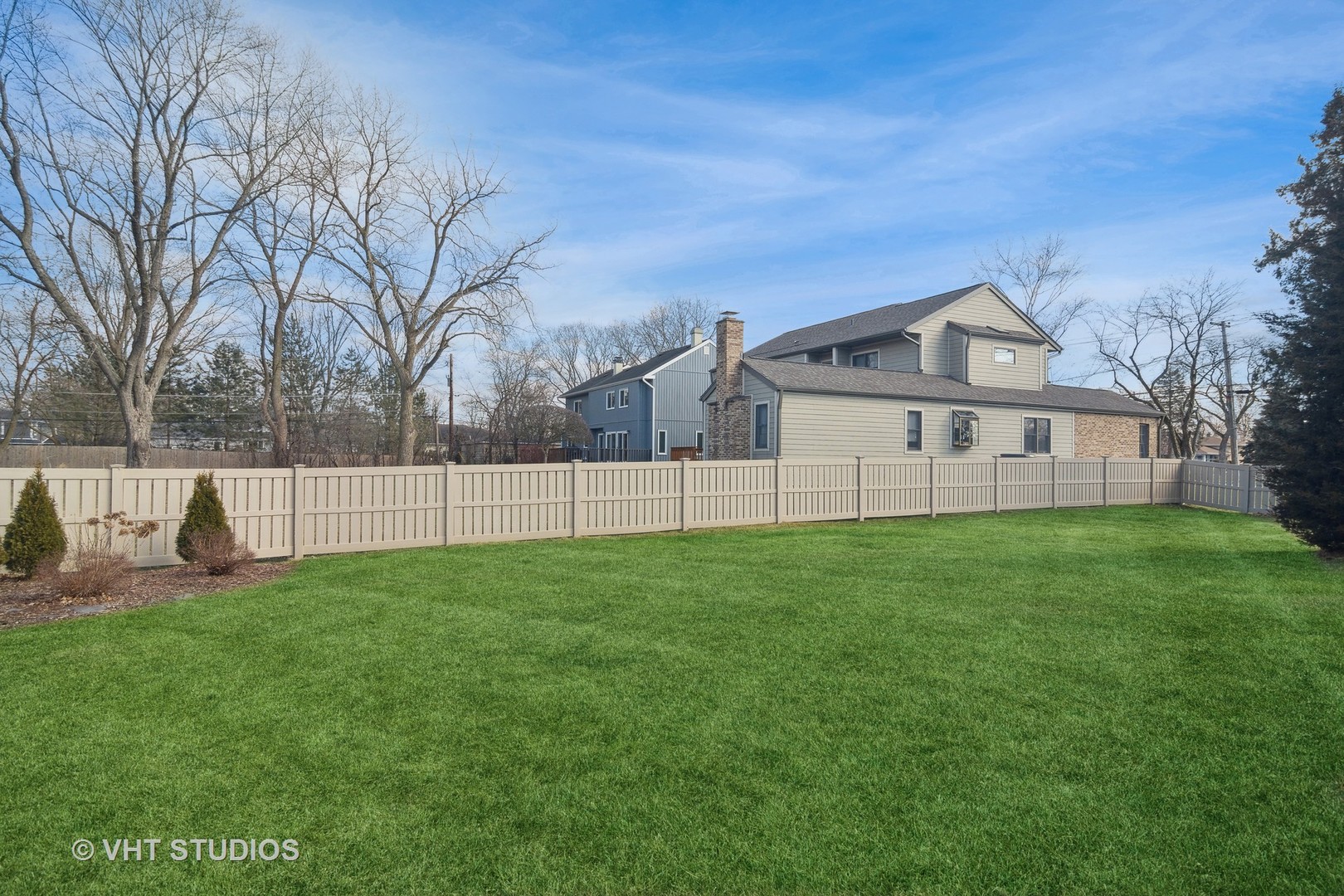 1103 N Drury Lane