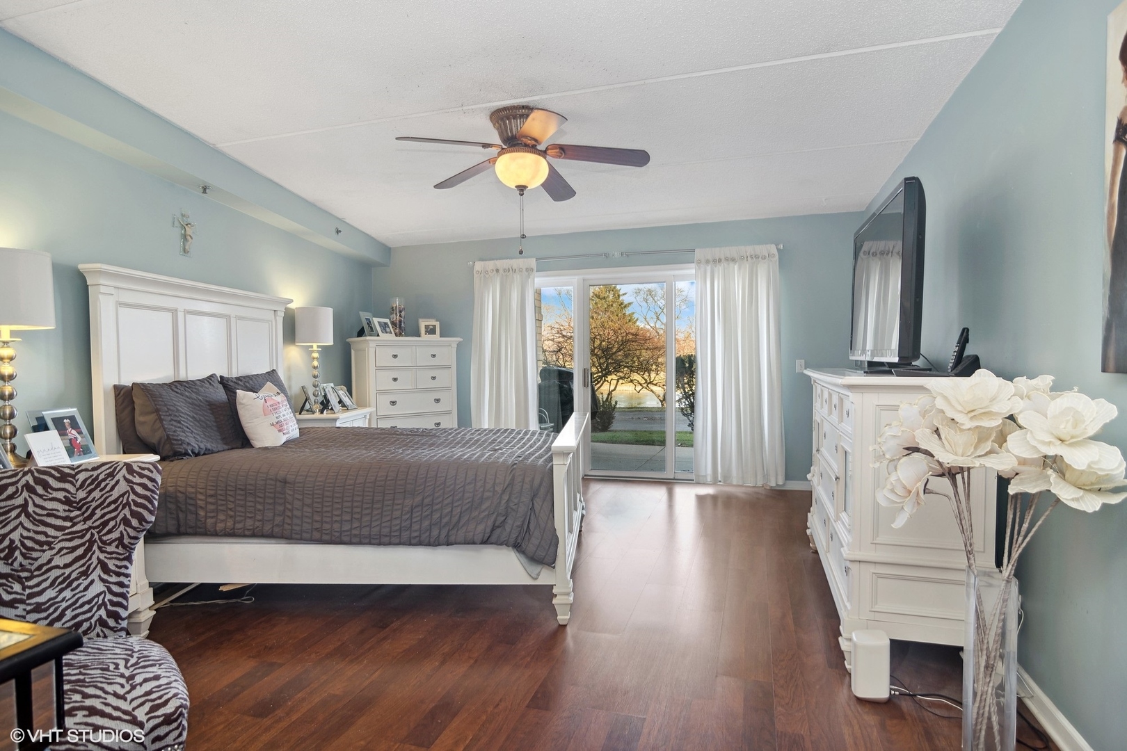 710 Creekside Drive Unit: 105