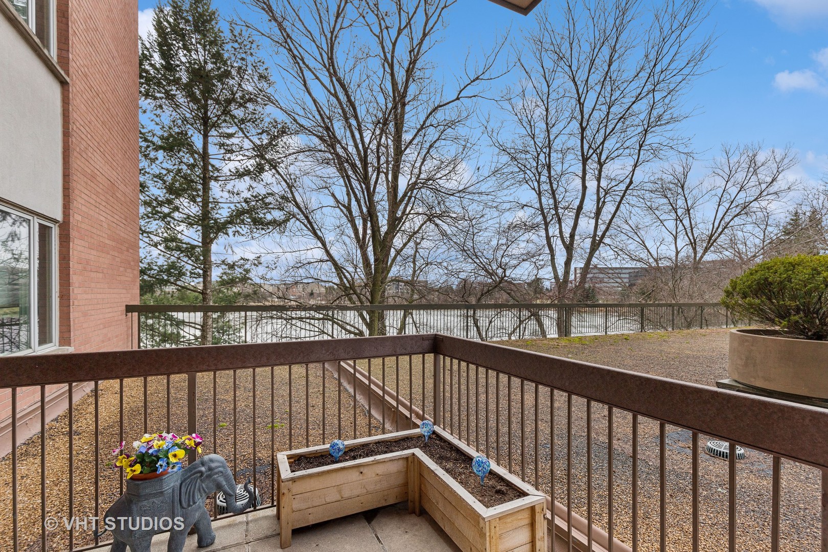 209 Rivershire Lane Unit: 202