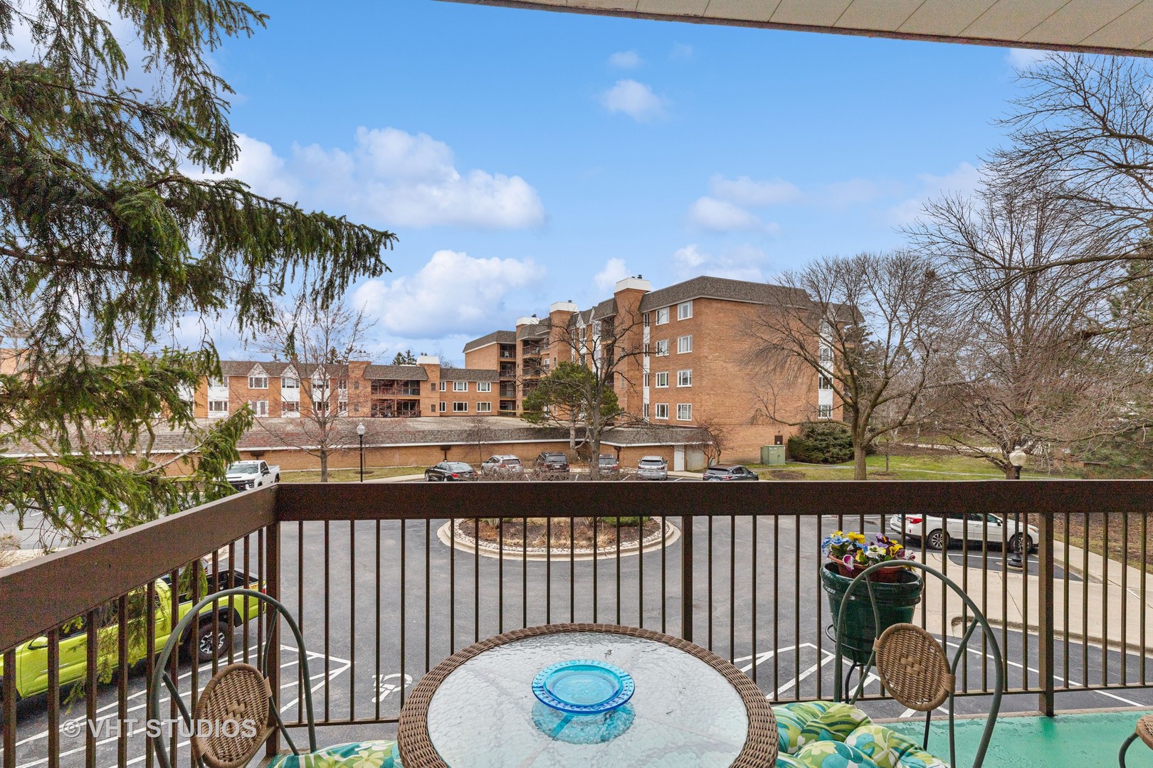 209 Rivershire Lane Unit: 202