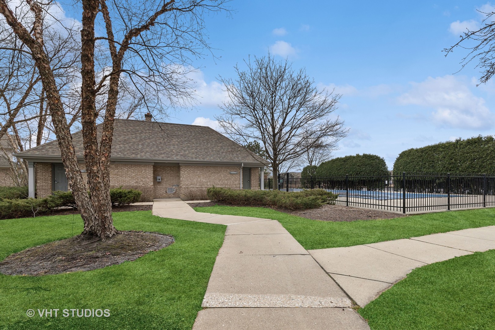 209 Rivershire Lane Unit: 202