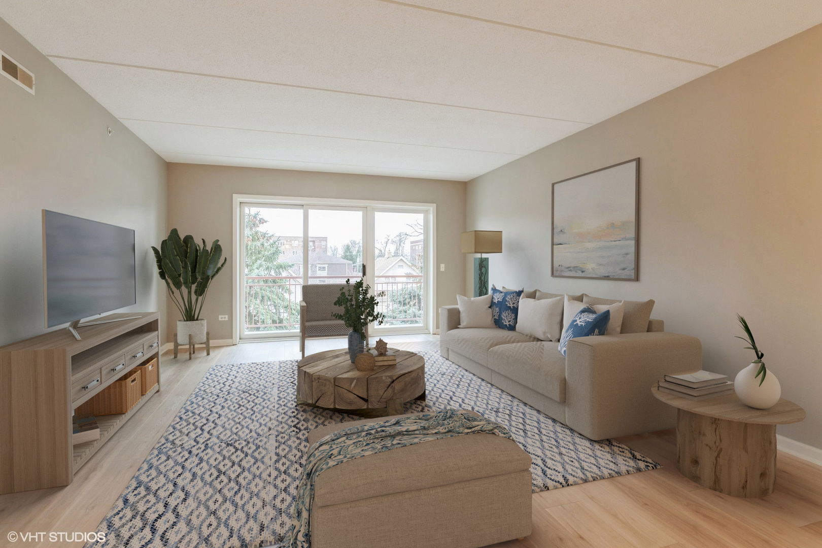 1349 E Washington Street Unit: 305A