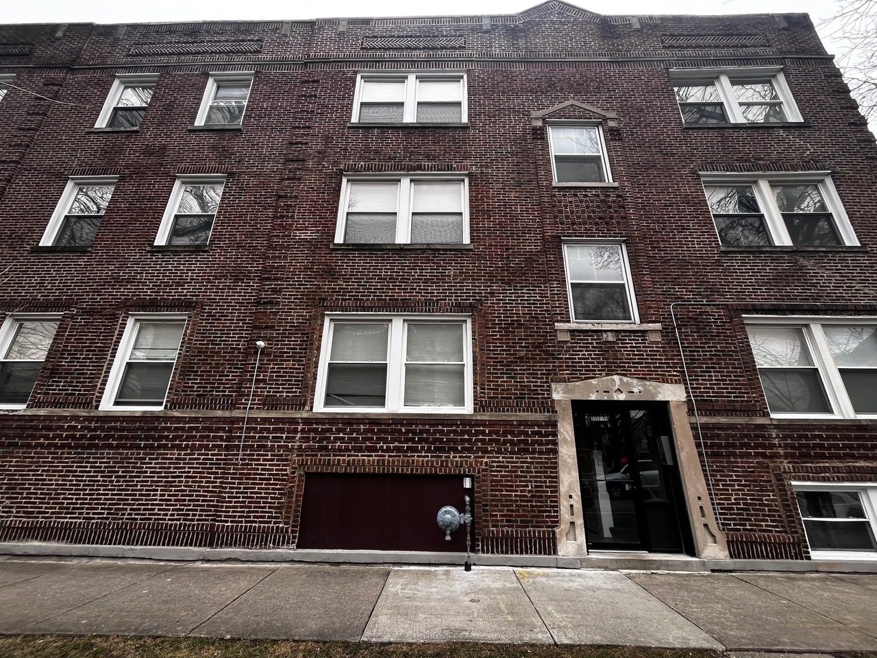 3351 W Sunnyside Avenue Unit: 2