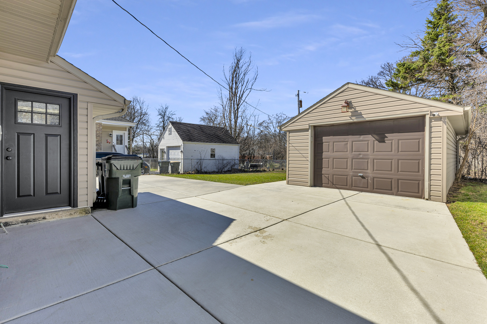 828 N Walnut Avenue