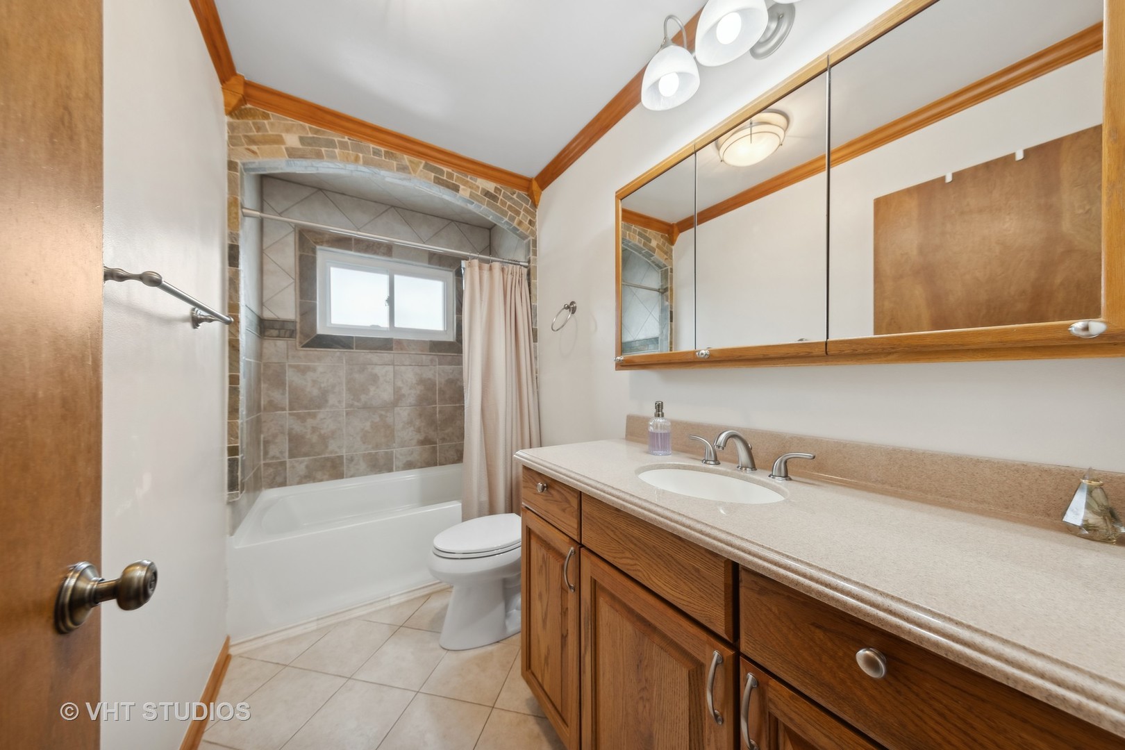 320 N Edgewood Avenue