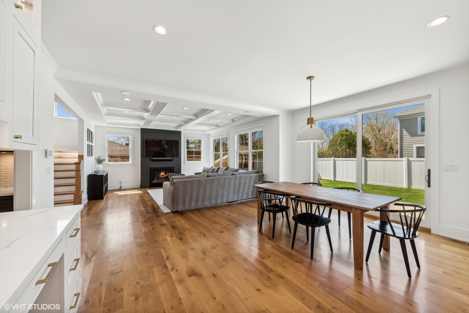 1714 N Chestnut Avenue