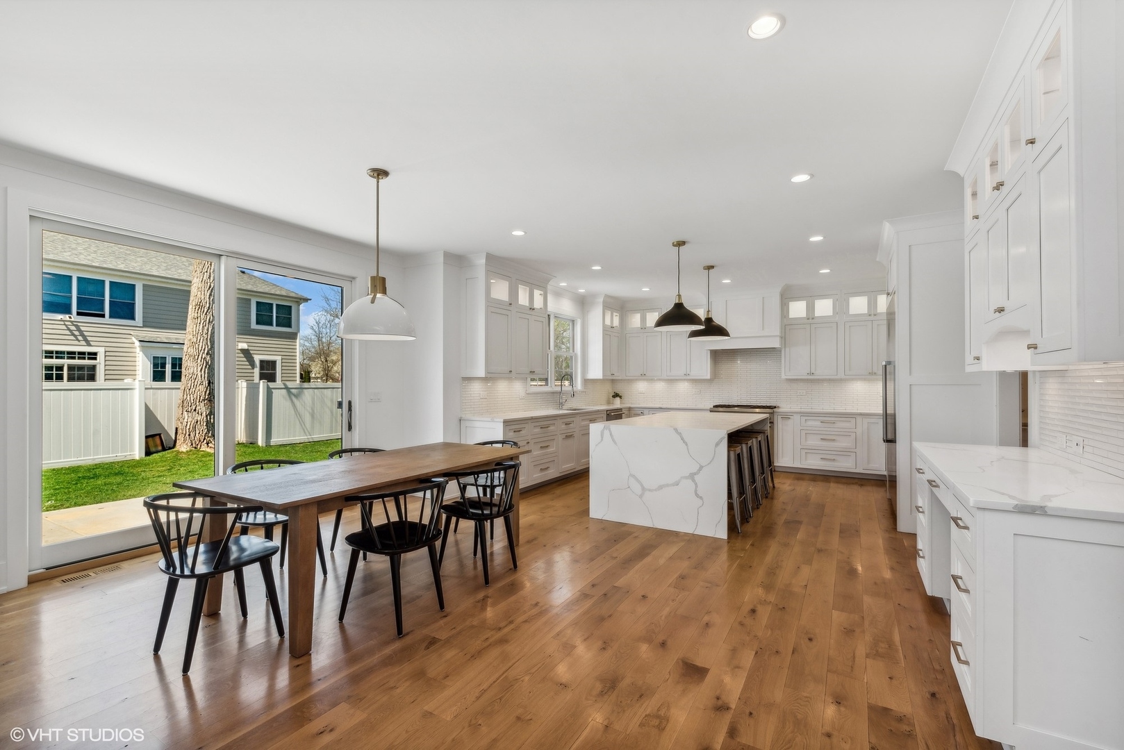 1714 N Chestnut Avenue