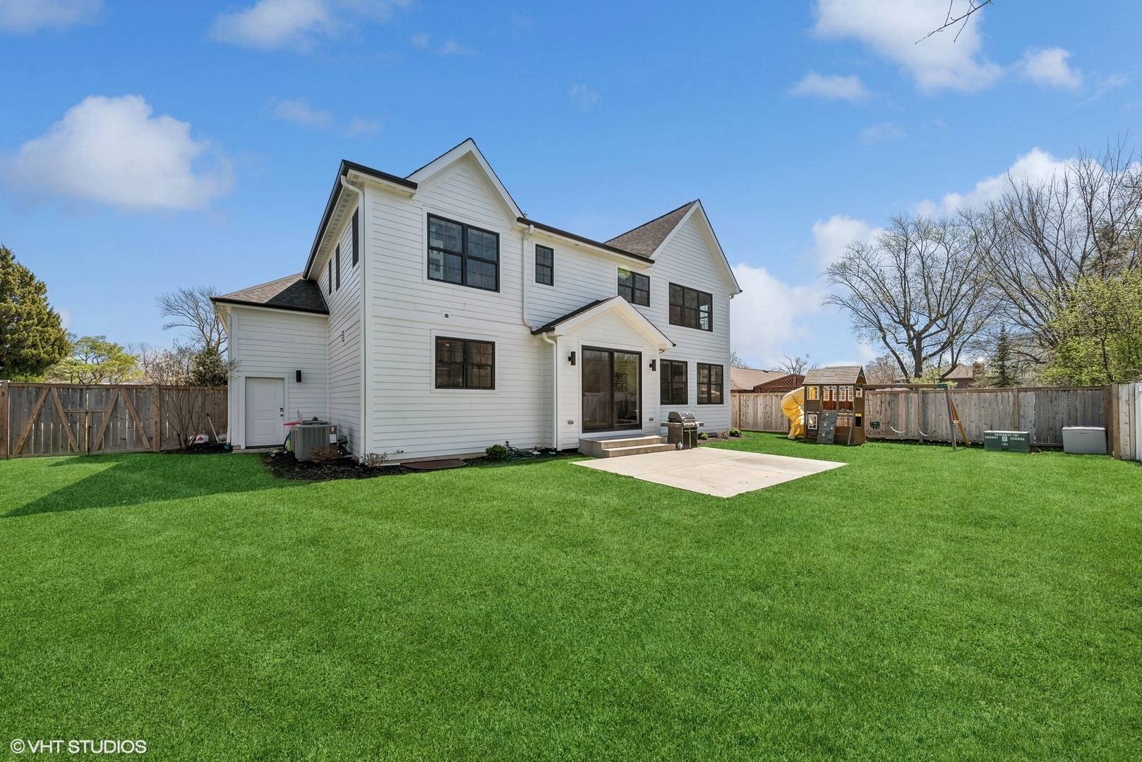 1714 N Chestnut Avenue