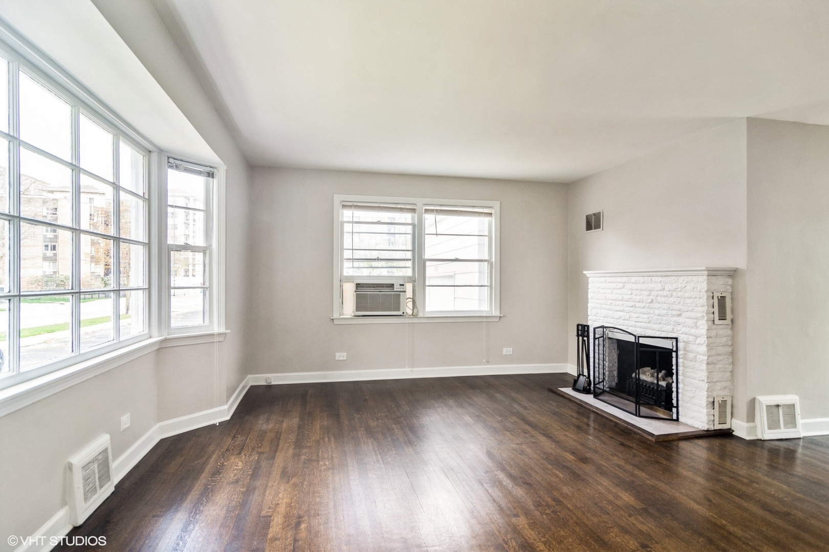 307 W Campbell Street
