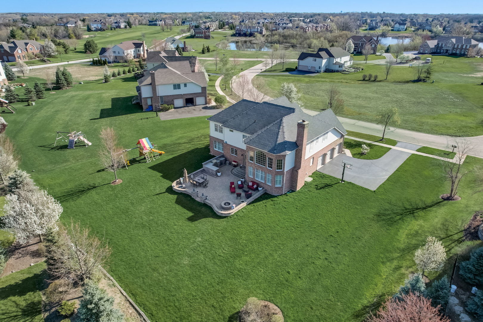 8 Prairie Landings Court